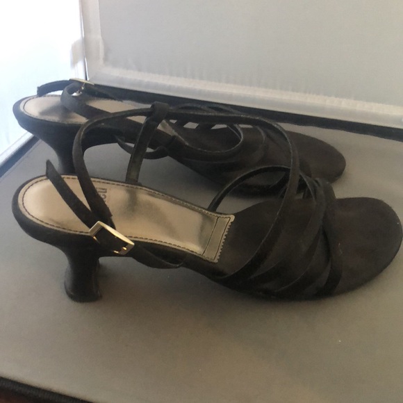 Unlisted 7M Black Heeled Strappy Dress Sandals - Picture 4 of 5